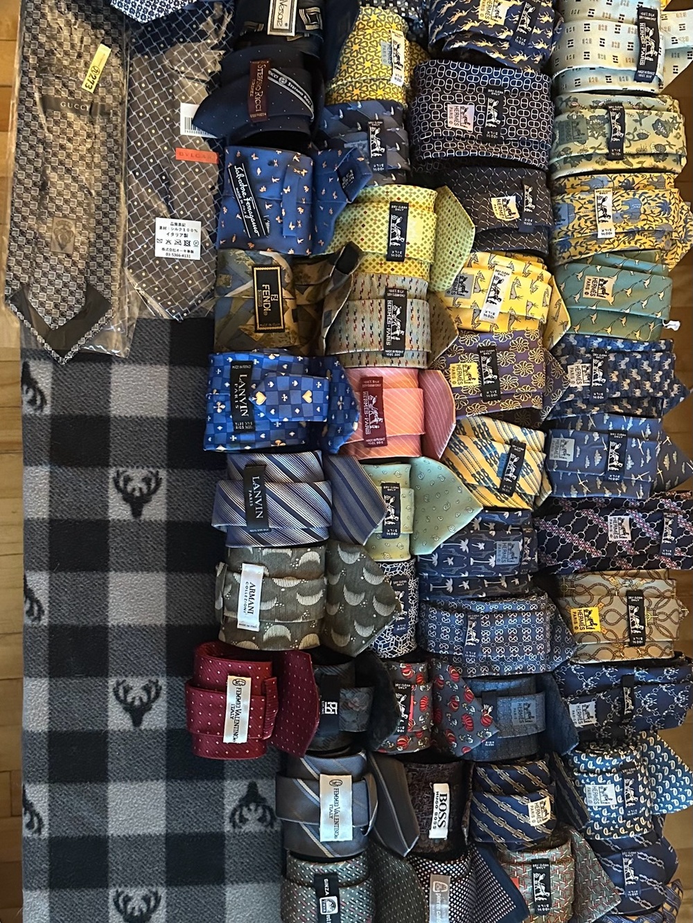 37Hermes Silk ,Gucci, Versace,Armani,Bulgari